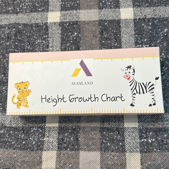Avasland Height Growth Chart for kids with photo pockets NEW - Picture 1 of 4